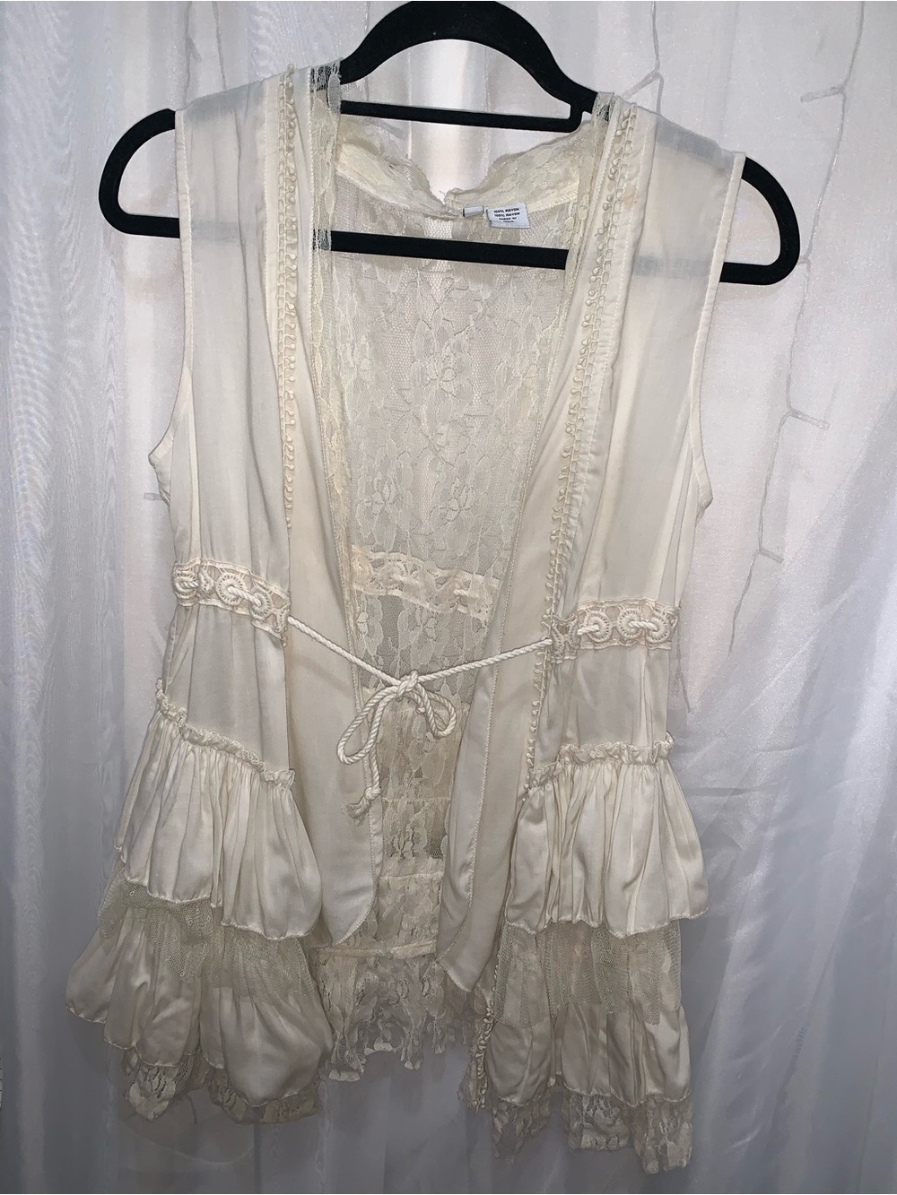 Cream Lace Ruffle Tiered Vest